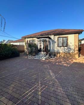 Дом 100м&sup2;, 1-этажный, участок 4 сот.  