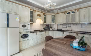 Дом 171м&sup2;, 2-этажный, участок 3 сот.  