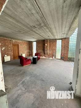 Дом 347м², 4-этажный, участок 4 сот.  