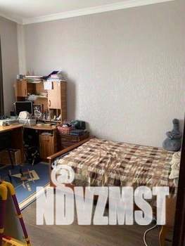 Дом 165м&sup2;, 2-этажный, участок 3 сот.  