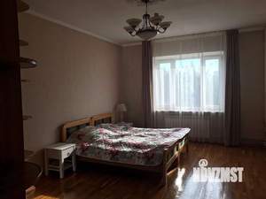Дом 200м², 2-этажный, участок 3 сот.  