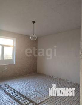 Дом 680м&sup2;, 2-этажный, участок 14 сот.  