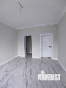 Дом 450м², 3-этажный, участок 5 сот.  