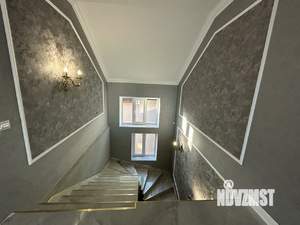 Дом 550м&sup2;, 3-этажный, участок 6 сот.  