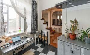 Дом 335м&sup2;, 2-этажный, участок 4 сот.  