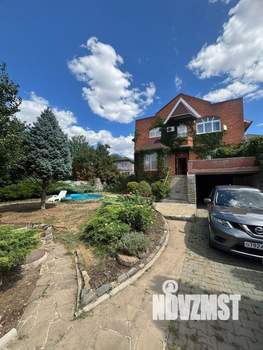 Дом 246м², 2-этажный, участок 6 сот.  