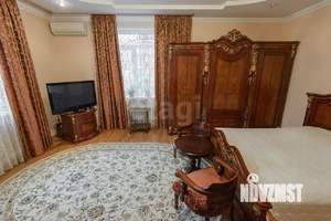 Дом 540м², 3-этажный, участок 6 сот.  