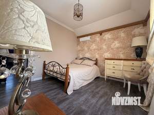 Дом 260м&sup2;, 3-этажный, участок 7 сот.  