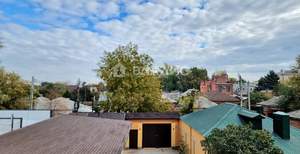 Дом 604м², 3-этажный, участок 761 сот.  