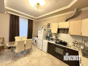 Дом 120м², 2-этажный, участок 6 сот.  