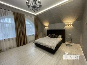 Дом 180м², 2-этажный, участок 4 сот.  