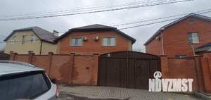 Дом 220м², 2-этажный, участок 6 сот.  