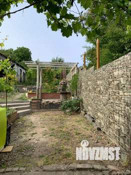 Дом 50м&sup2;, 2-этажный, участок 5 сот.  