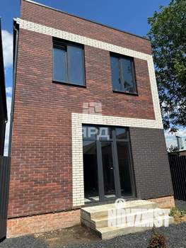 Дом 130м&sup2;, 2-этажный, участок 3 сот.  