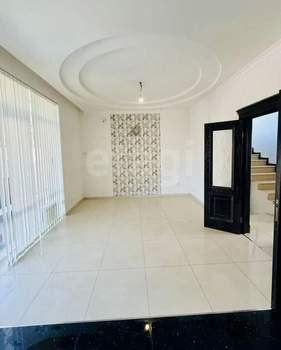 Дом 178м&sup2;, 2-этажный, участок 3 сот.  