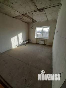 Дом 270м&sup2;, 2-этажный, участок 3 сот.  