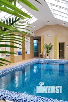 Дом 640м², 3-этажный, участок 6 сот.  