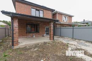 Дом 140м&sup2;, 2-этажный, участок 3 сот.  