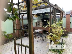 Дом 356м², 2-этажный, участок 6 сот.  