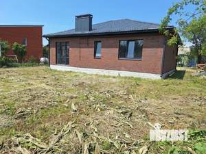 Дом 110м&sup2;, 1-этажный, участок 6 сот.  