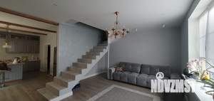 Дом 220м², 2-этажный, участок 6 сот.  