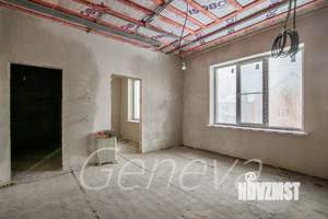 Дом 230м&sup2;, 3-этажный, участок 4 сот.  