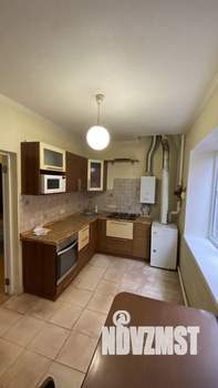 Дом 139м&sup2;, 2-этажный, участок 3 сот.  