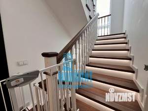 Дом 255м&sup2;, 2-этажный, участок 7 сот.  