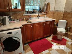 Дом 350м², 3-этажный, участок 8 сот.  