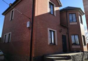 Дом 170м&sup2;, 2-этажный, участок 4 сот.  