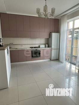 Дом 142м&sup2;, 2-этажный, участок 3 сот.  