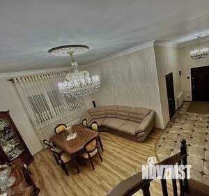 Дом 200м², 3-этажный, участок 4 сот.  