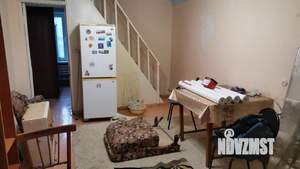 Дом 60м&sup2;, 2-этажный, участок 2 сот.  