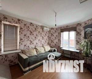 Дом 246м&sup2;, 2-этажный, участок 3 сот.  