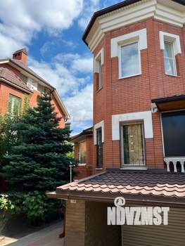 Дом 216м&sup2;, 3-этажный, участок 3 сот.  