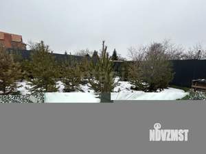 Дом 250м&sup2;, 3-этажный, участок 8 сот.  