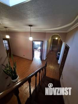 Дом 225м&sup2;, 2-этажный, участок 5 сот.  