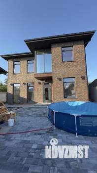 Дом 200м&sup2;, 2-этажный, участок 4 сот.  