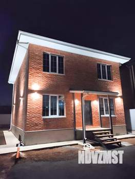 Дом 200м&sup2;, 3-этажный, участок 4 сот.  