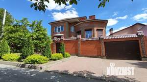 Дом 550м², 3-этажный, участок 6 сот.  