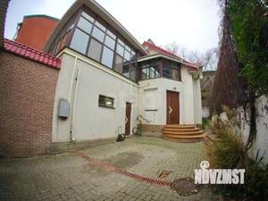 Дом 194м&sup2;, 2-этажный, участок 5 сот.  