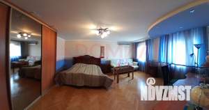 Дом 300м&sup2;, 2-этажный, участок 3 сот.  