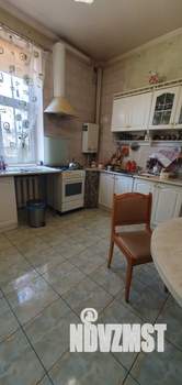 Дом 186м&sup2;, 2-этажный, участок 4 сот.  