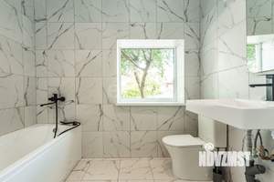 Дом 100м², 2-этажный, участок 3 сот.  