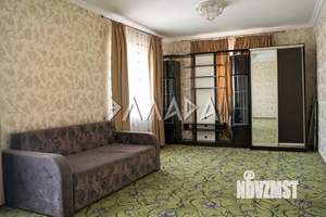 Дом 260м², 3-этажный, участок 6 сот.  