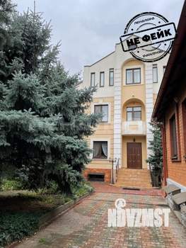 Дом 870м², 4-этажный, участок 2 сот.  
