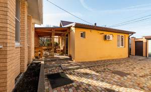 Дом 140м&sup2;, 2-этажный, участок 6 сот.  