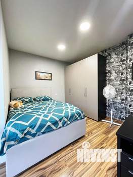 Дом 279м&sup2;, 3-этажный, участок 8 сот.  