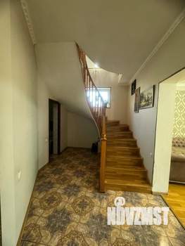 Дом 196м², 2-этажный, участок 5 сот.  