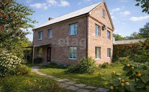 Дом 136м&sup2;, 2-этажный, участок 6 сот.  